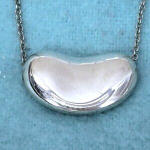 Tiffany & Co. Elsa Peretti Bean Pendant 18mm  .925